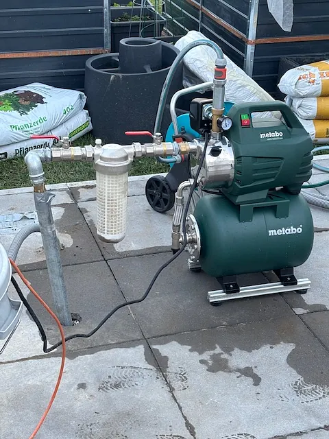 Insatllation der Saugpumpe bzw. Oberwasserpumpe. 